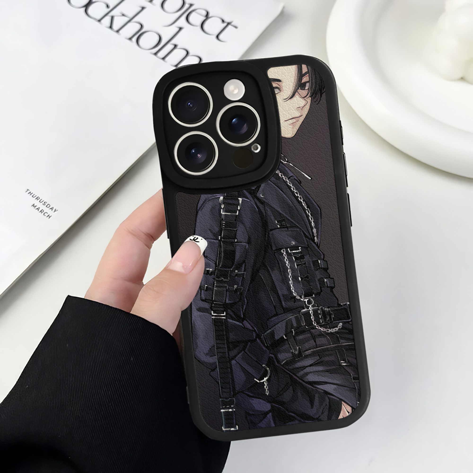 （画像用） 東京リベンジャーズ Tokyo Revengers 【iPhone 16シリーズ対応】シリコンスマホケース（レザー調） 材質：シリコン